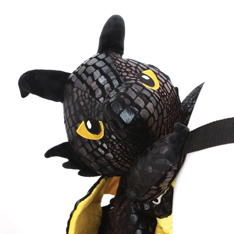 Close up of the backpack's dragon-shaped head.